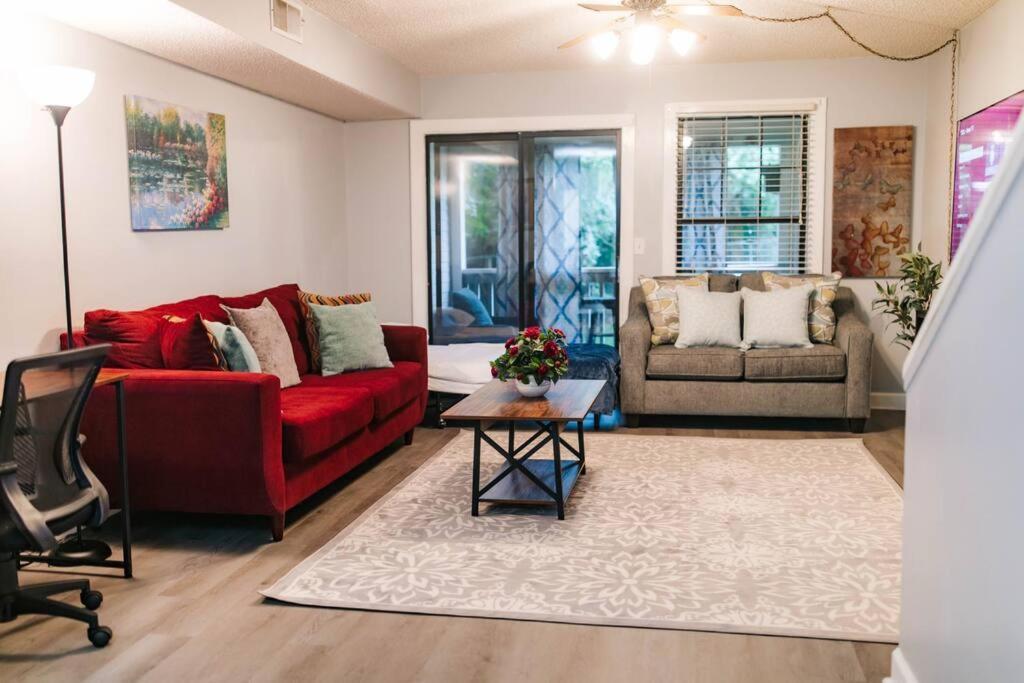 Appartamento Cozy 3-Bed Athens Getaway, Right Near Uga! Esterno foto