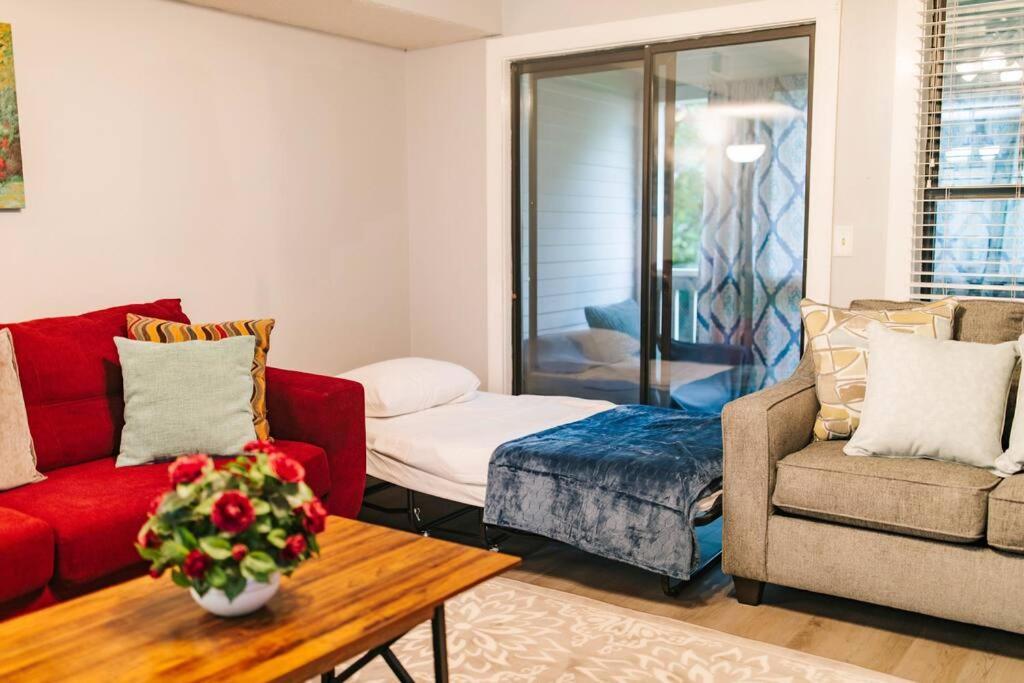 Appartamento Cozy 3-Bed Athens Getaway, Right Near Uga! Esterno foto